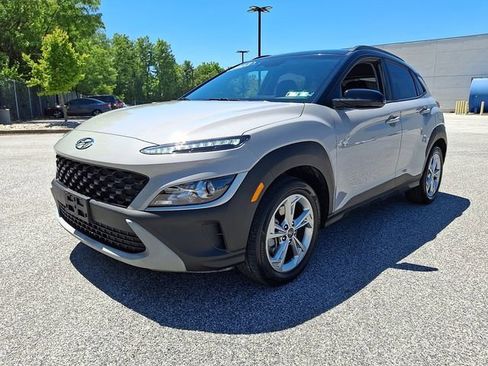 Used 2023 Hyundai Kona SEL w/ Cargo Package AWD/4WD image 6