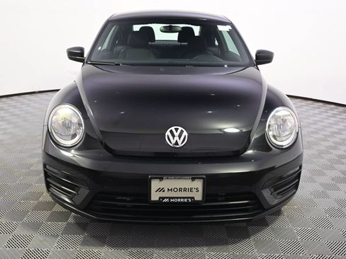 Used 2018 Volkswagen Beetle 2.0T S FWD image 7