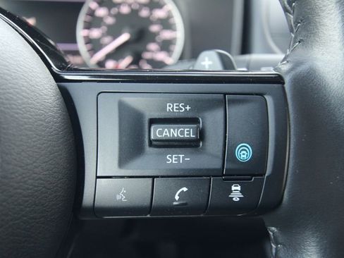 Used 2023 Nissan Rogue SV w/ SV Premium B Package AWD/4WD image 21