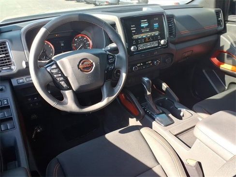 Certified 2023 Nissan Frontier PRO-4X w/ Tow Package image 8