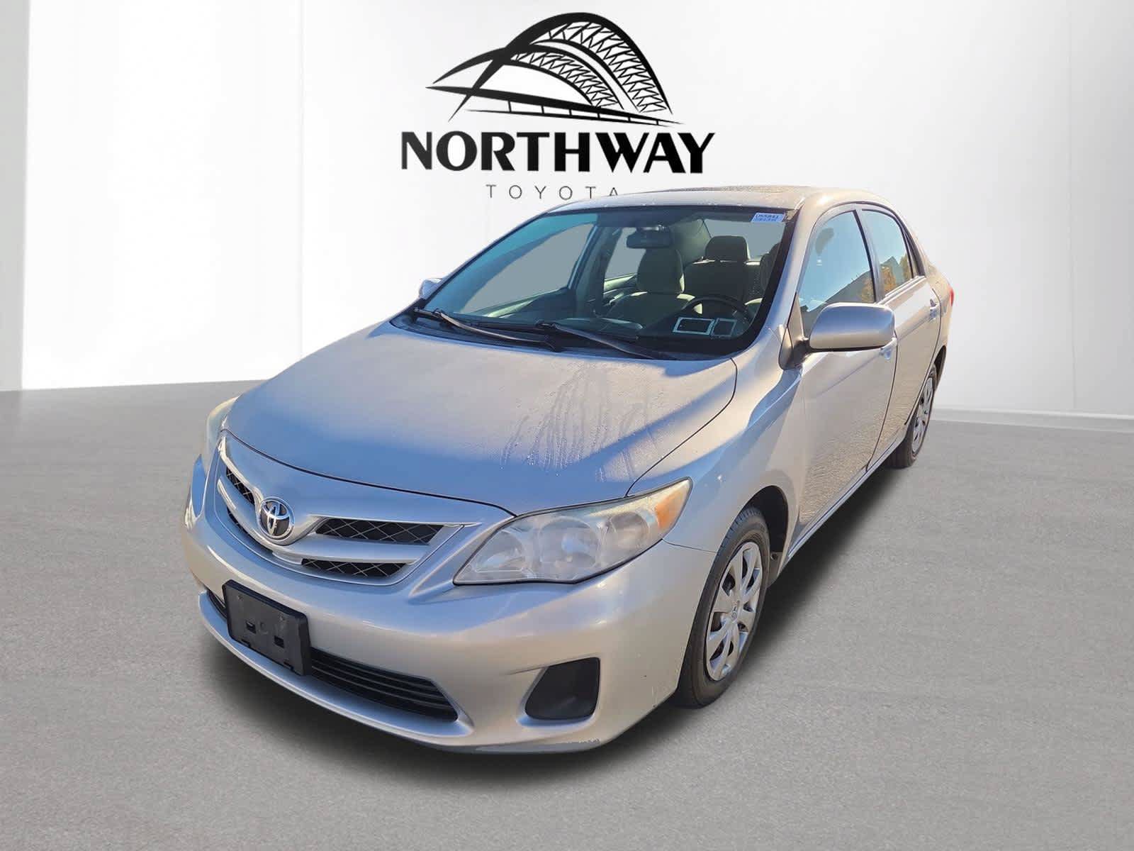 Used 2011 Toyota Corolla LE FWD image 7