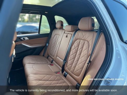 Used 2024 BMW X5 xDrive50e w/ M Sport Package AWD/4WD image 12