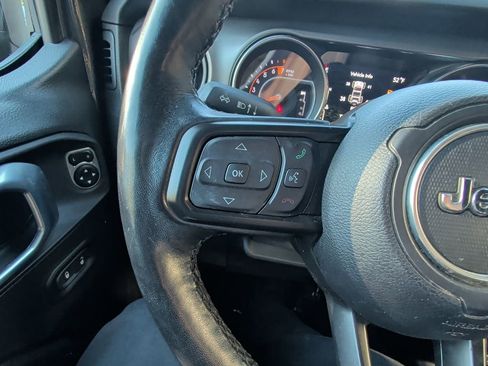 Used 2021 Jeep Wrangler Unlimited Sport image 19