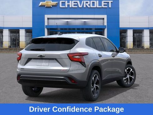 New 2026 Chevrolet Trax RS w/ Driver Confidence Package FWD image 5