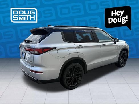 New 2025 Mitsubishi Outlander SEL Black Edition image 4