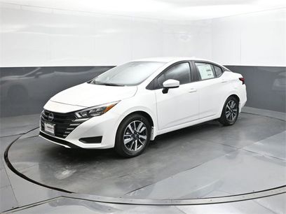 New 2025 Nissan Versa SV w/ Trunk Package