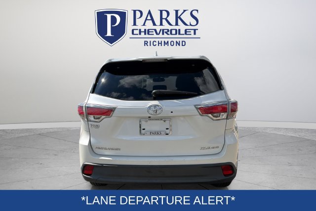 Used 2016 Toyota Highlander XLE AWD/4WD image 7