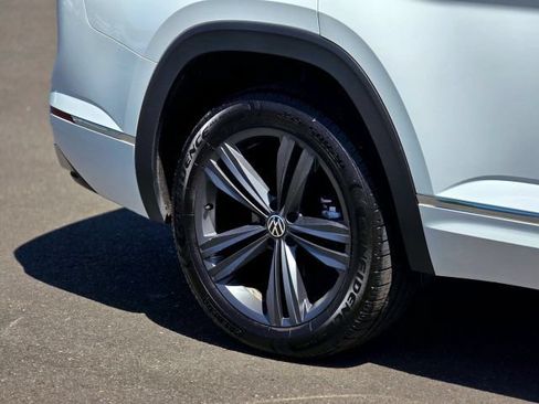 Used 2021 Volkswagen Atlas SE AWD/4WD image 12