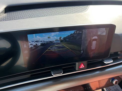 Used 2026 Kia Carnival SX w/ SX Dark Edition Package FWD image 14