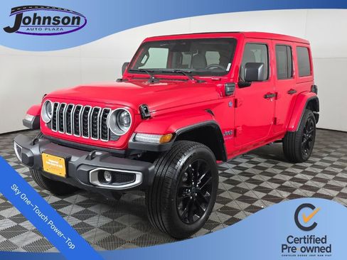 Used 2025 Jeep Wrangler Unlimited Sahara w/ Safety Group AWD/4WD image 1