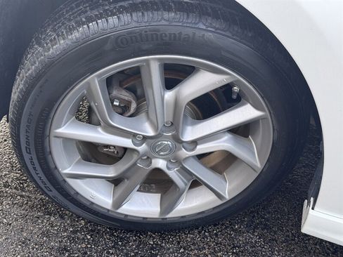 Used 2014 Nissan Sentra SR w/ Premium Package image 10