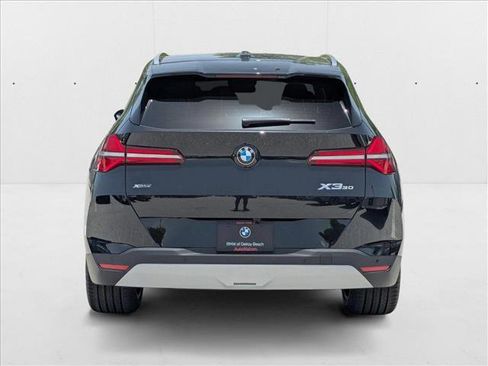 Used 2025 BMW X3 xDrive30i w/ Premium Package image 7