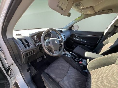 Used 2018 Mitsubishi Outlander Sport ES image 13