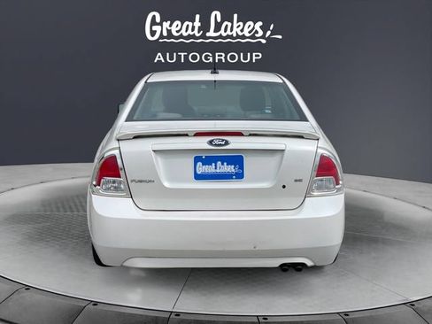 Used 2009 Ford Fusion SE FWD image 4