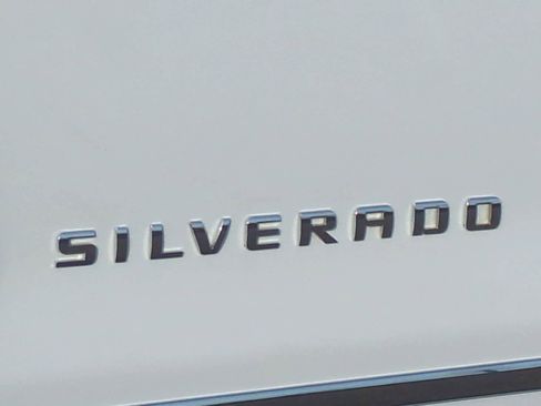 Used 2017 Chevrolet Silverado 1500 LTZ w/ Sport Package AWD/4WD image 13