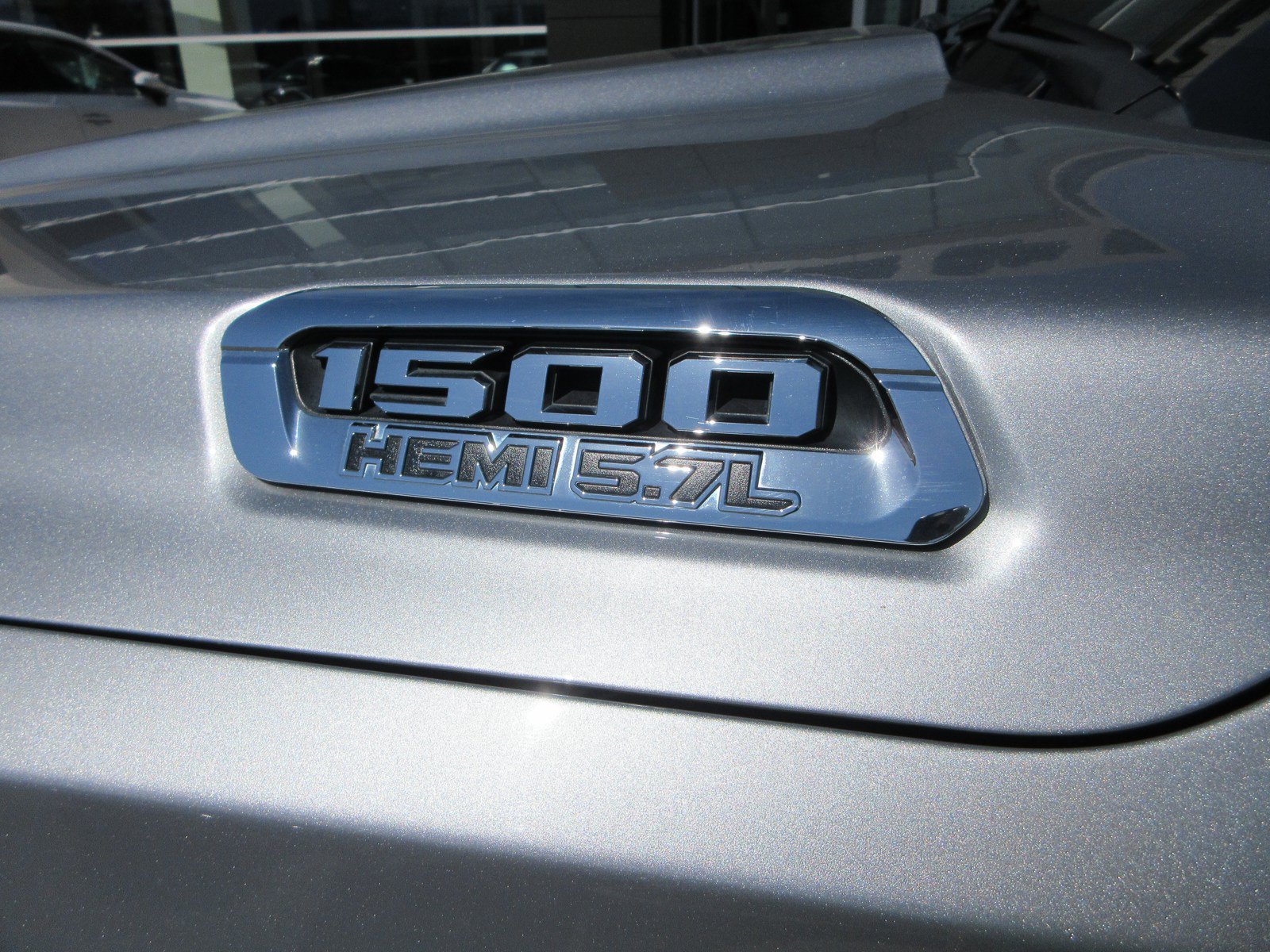 Used 2020 RAM 1500 Limited AWD/4WD image 3