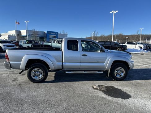 Used 2007 Toyota Tacoma PreRunner image 8