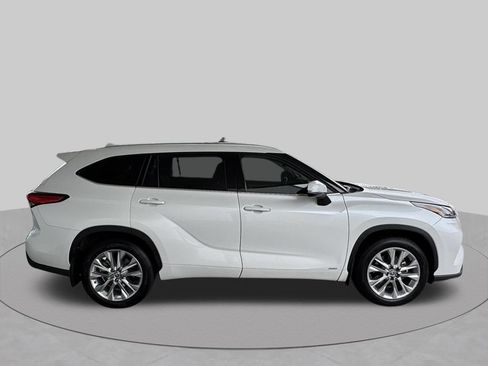 Used 2023 Toyota Highlander Limited AWD/4WD image 6
