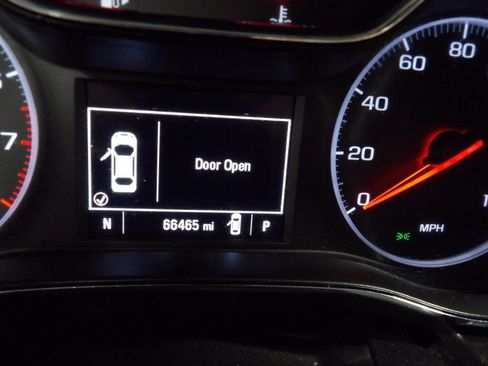 Used 2019 Chevrolet Cruze LS image 16