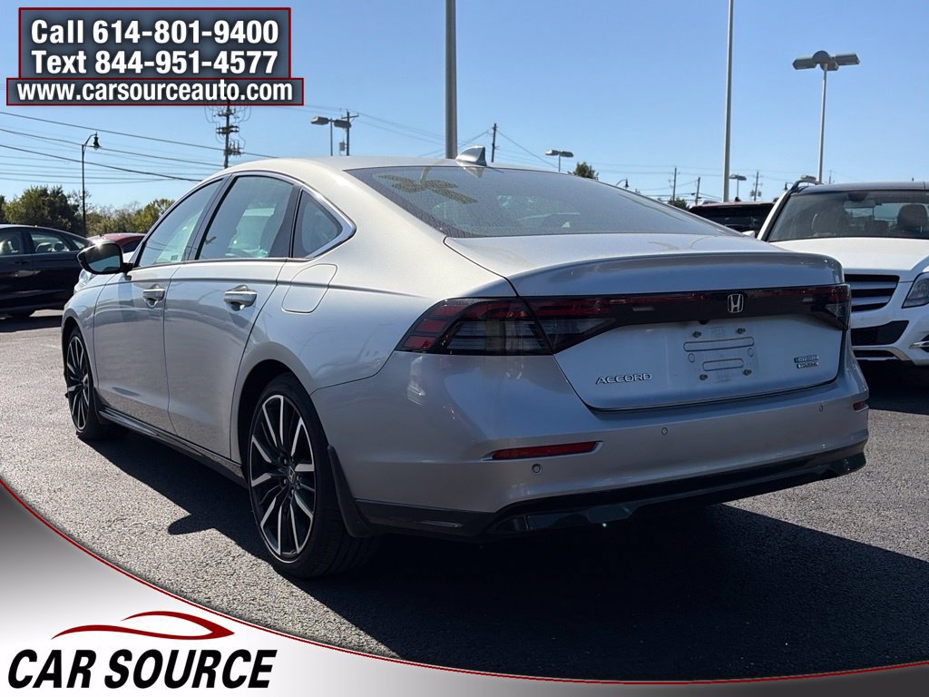 Used 2024 Honda Accord Touring image 7