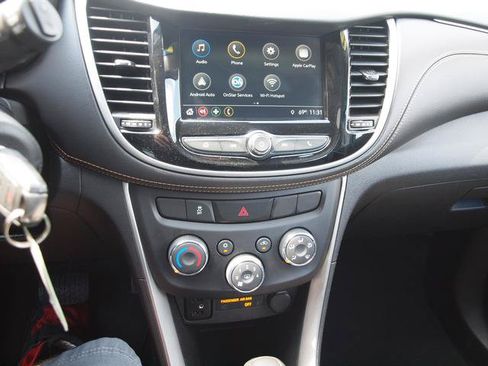 Used 2018 Chevrolet Trax LS AWD/4WD image 10