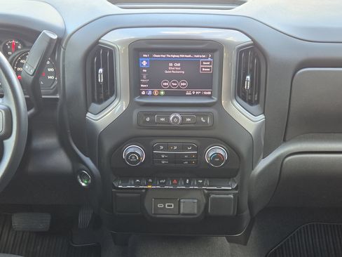 Used 2026 Chevrolet Silverado 1500 Custom w/ Turbomax Blackout Package RWD image 18
