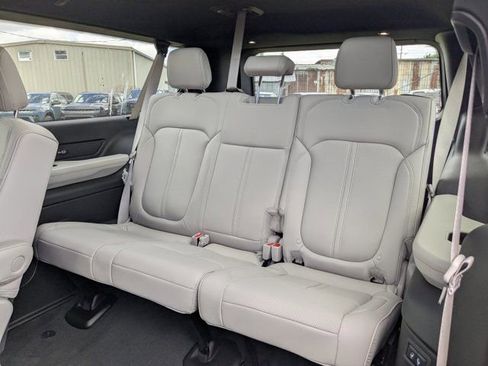 New 2026 Jeep Grand Wagoneer L 4WD w/ Premium Group I image 14