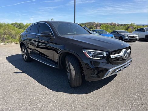 Used 2023 Mercedes-Benz GLC 300 4MATIC Coupe image 3