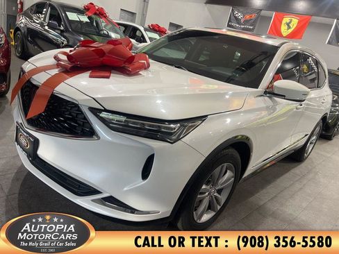 Used 2023 Acura MDX SH-AWD image 2