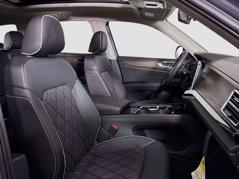 New 2026 Volkswagen Atlas SEL Premium R-Line image 30