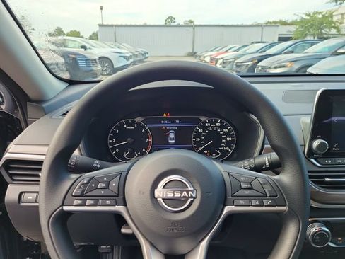 New 2026 Nissan Altima 2.5 SV FWD image 21