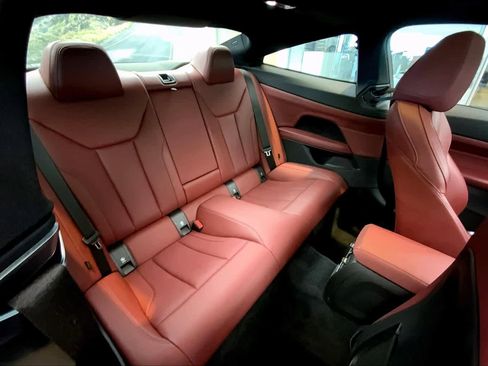 Used 2022 BMW 430i Coupe w/ M Sport Package image 18