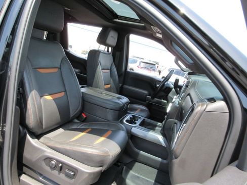 Used 2021 GMC Sierra 1500 AT4 w/ AT4 Value Package AWD/4WD image 24