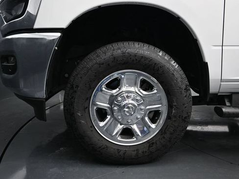 New 2025 RAM 2500 Tradesman AWD/4WD image 14