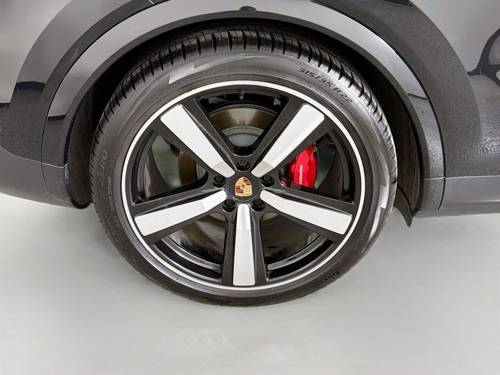 Certified 2025 Porsche Cayenne S AWD/4WD image 13