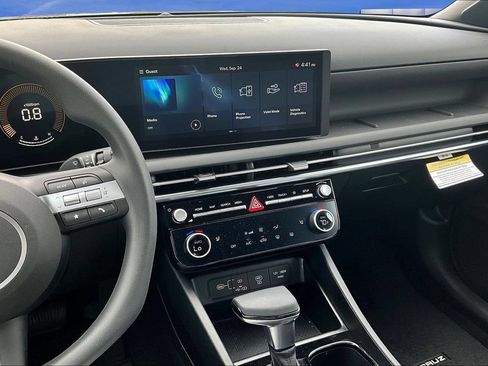 Used 2026 Hyundai Santa Cruz SEL FWD image 7
