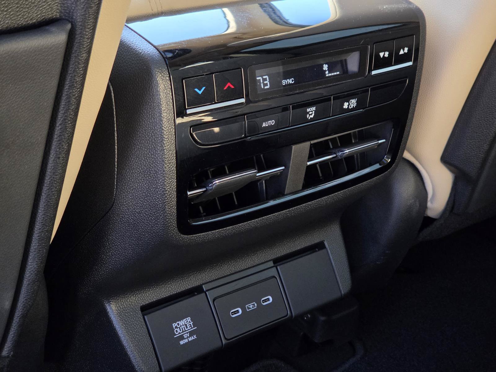 Used 2025 Acura MDX FWD image 13