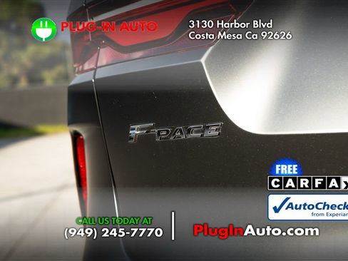 Used 2021 Jaguar F-PACE SVR image 10