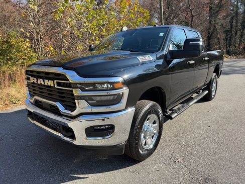 New 2026 RAM 2500 Tradesman image 3