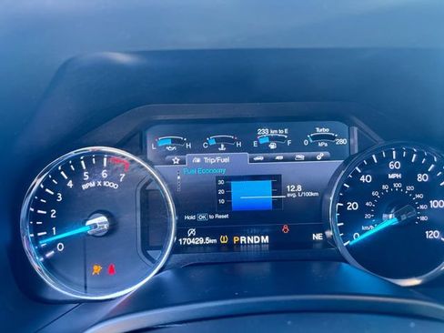 Used 2019 Ford Expedition Limited w/ Equipment Group 301A RWD image 24