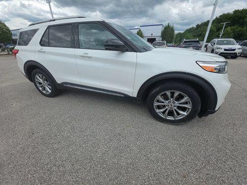 Used 2021 Ford Explorer Limited AWD/4WD image 15