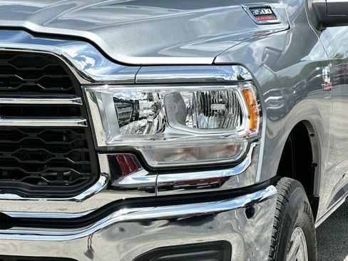 Used 2024 RAM 3500 Tradesman w/ Chrome Appearance Group AWD/4WD image 16