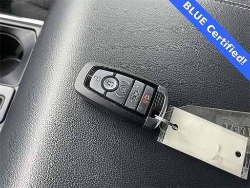 Certified 2022 Ford F150 XLT w/ Equipment Group 302A High image 30