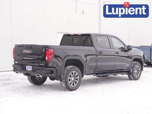 Used 2024 GMC Sierra 1500 AT4 image 3