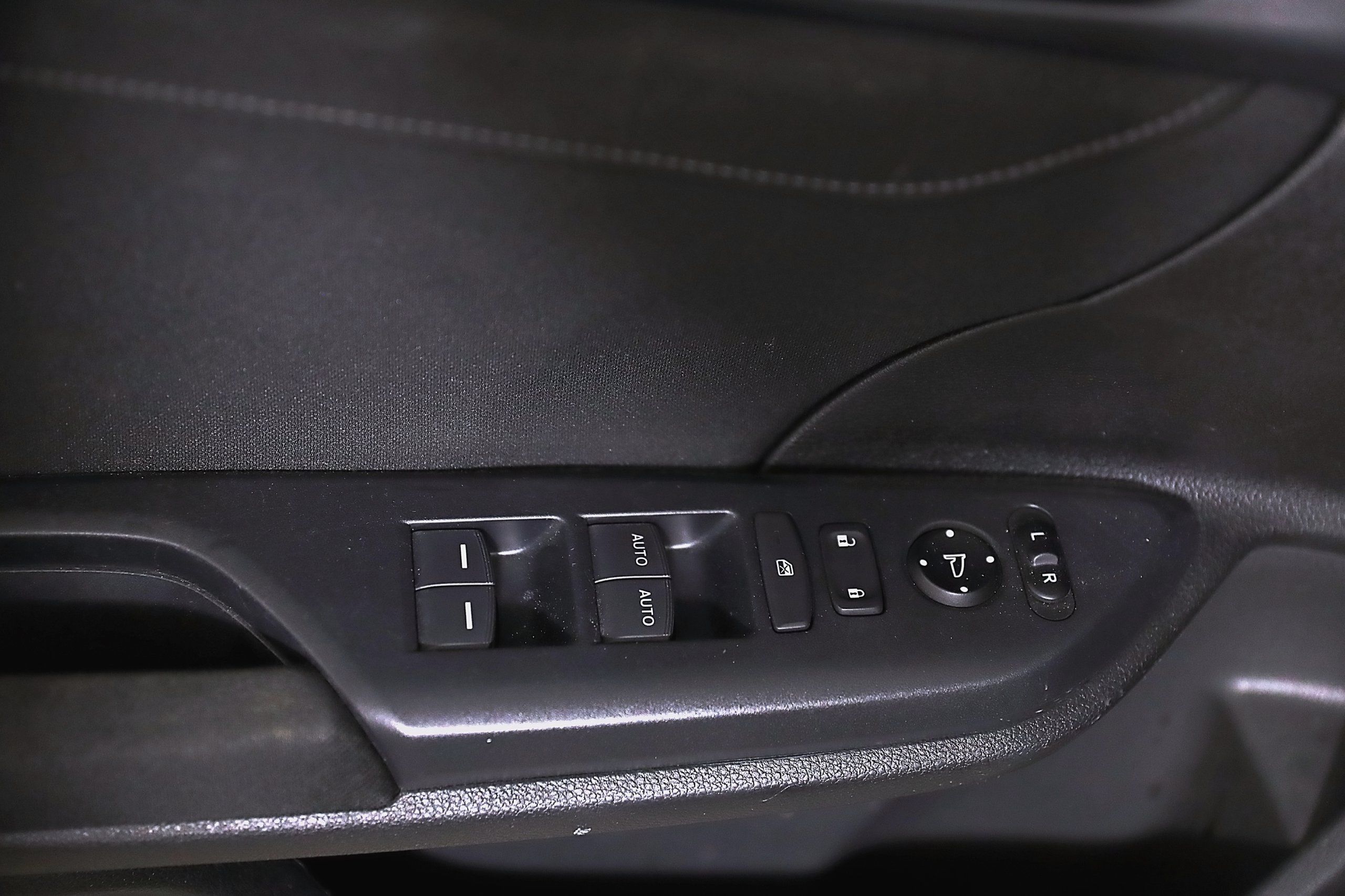 Used 2019 Honda Civic EX image 12