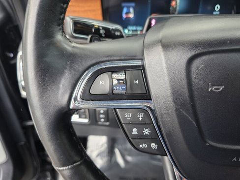 Used 2022 Lincoln Navigator Black Label image 24