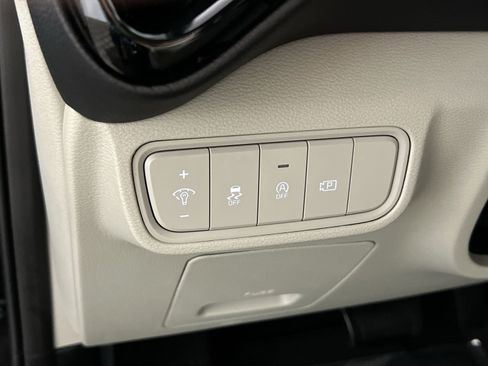 Used 2023 Kia Soul EX FWD image 32