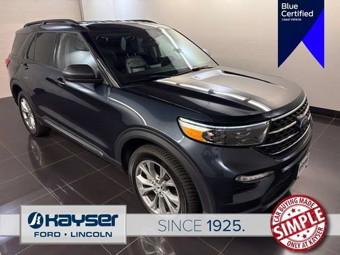 Certified 2023 Ford Explorer XLT w/ Equipment Group 202A AWD/4WD image 1
