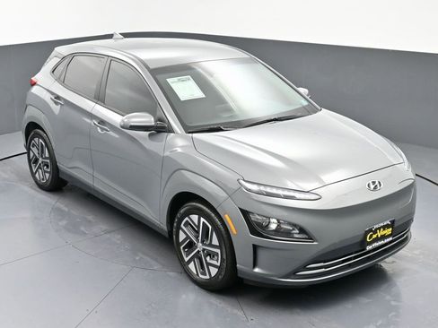 Used 2023 Hyundai Kona SE w/ Cargo Package image 42