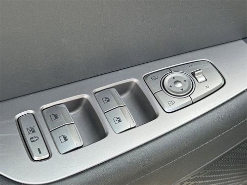 Used 2025 Hyundai Palisade SEL image 19